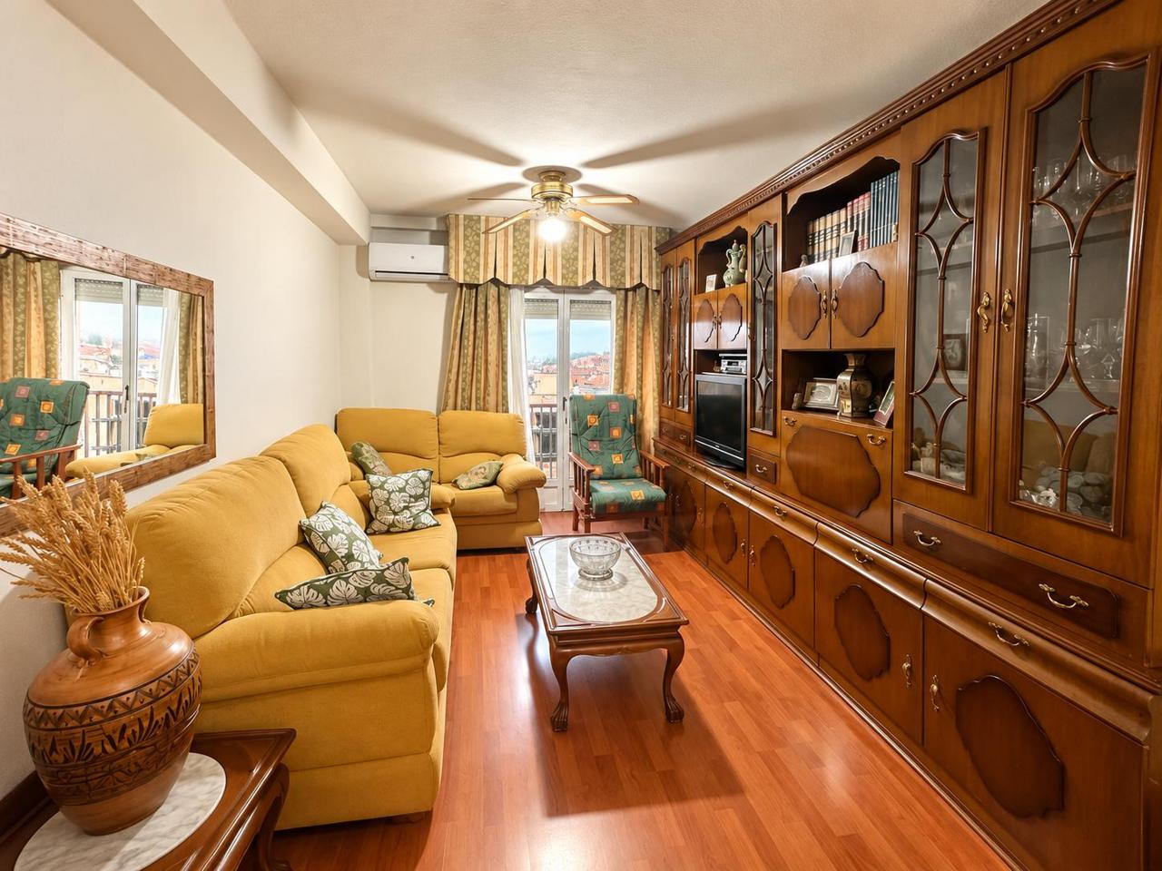Piso en Calle Salamanca, Azuqueca de Henares, Guadalajara de 90 m2