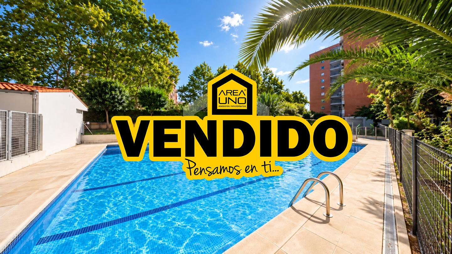 Flat in Calle Cáceres, Alcorcón, Madrid of 80 m2
