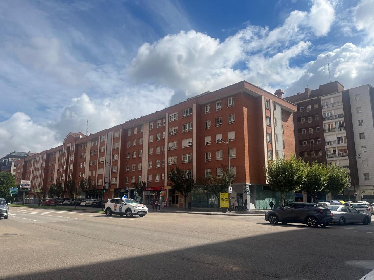 Piso en Avenida de la Paz, Burgos, Burgos de 100 m2