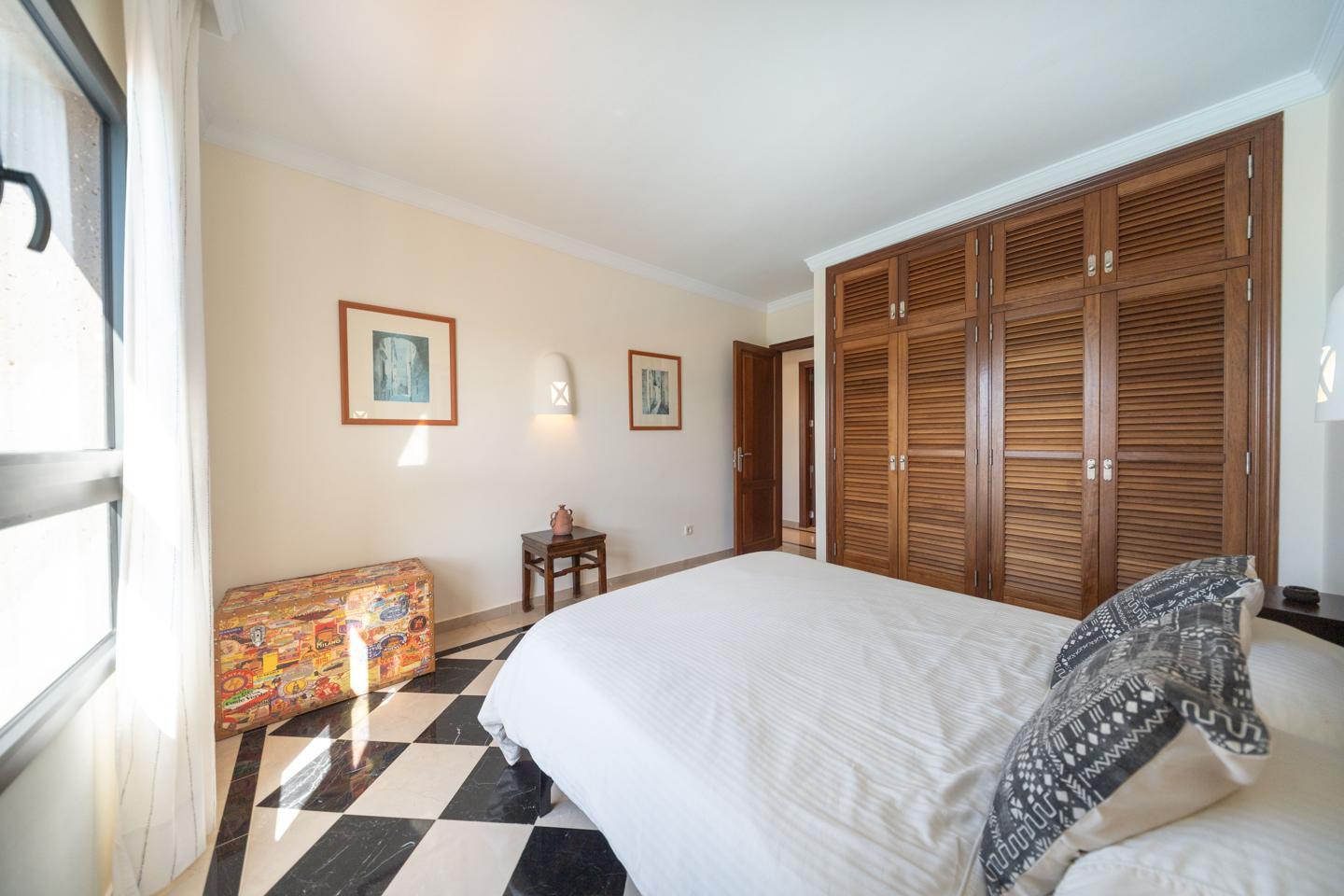 Superior 4 Bed Detached Villa With Pool & Views