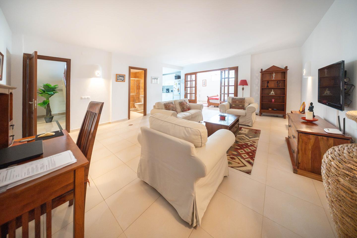 Superior 4 Bed Detached Villa With Pool & Views