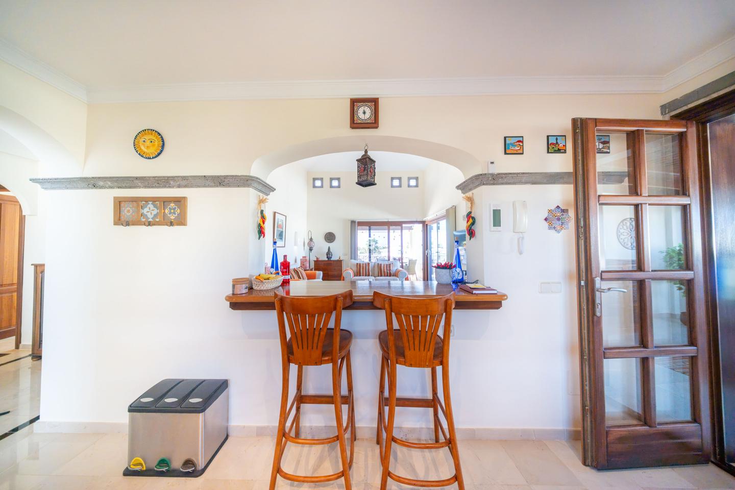 Superior 4 Bed Detached Villa With Pool & Views