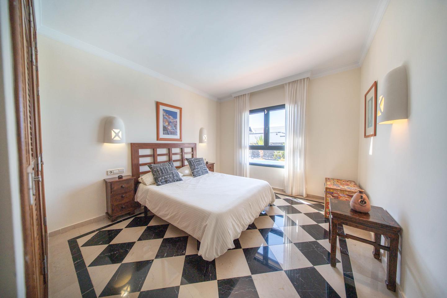 Superior 4 Bed Detached Villa With Pool & Views