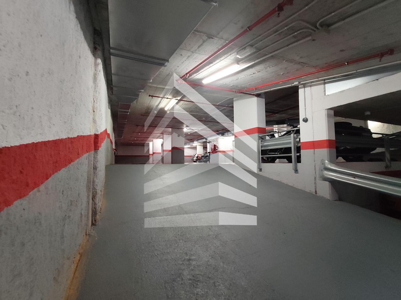parking en barcelona · carrer-d'entenca-08029 130€