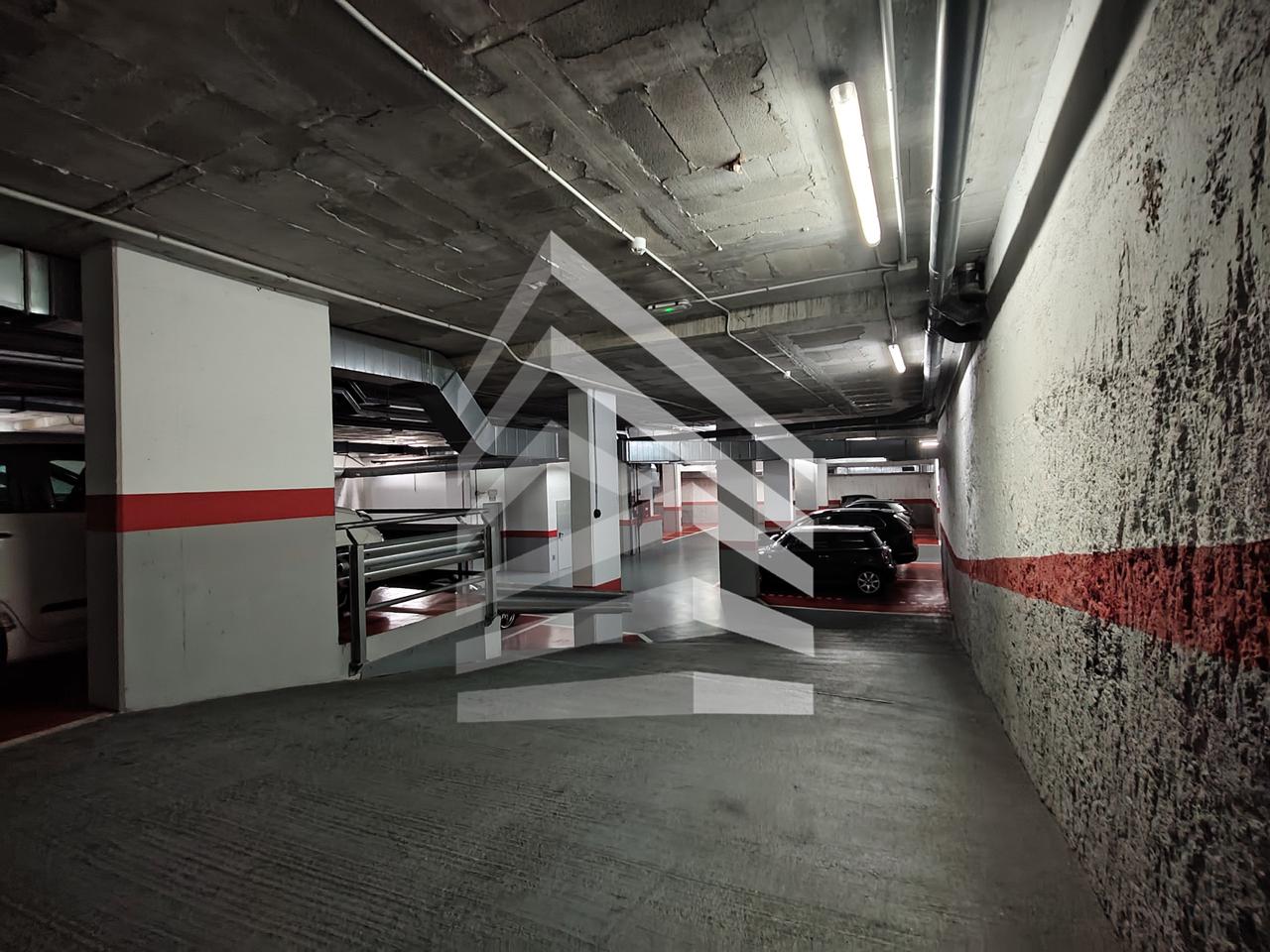 parking en barcelona · carrer-d'entenca-08029 130€