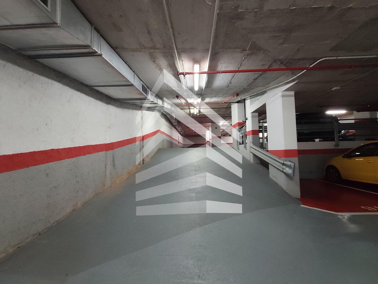 parking en barcelona · carrer-d'entenca-08029 130€
