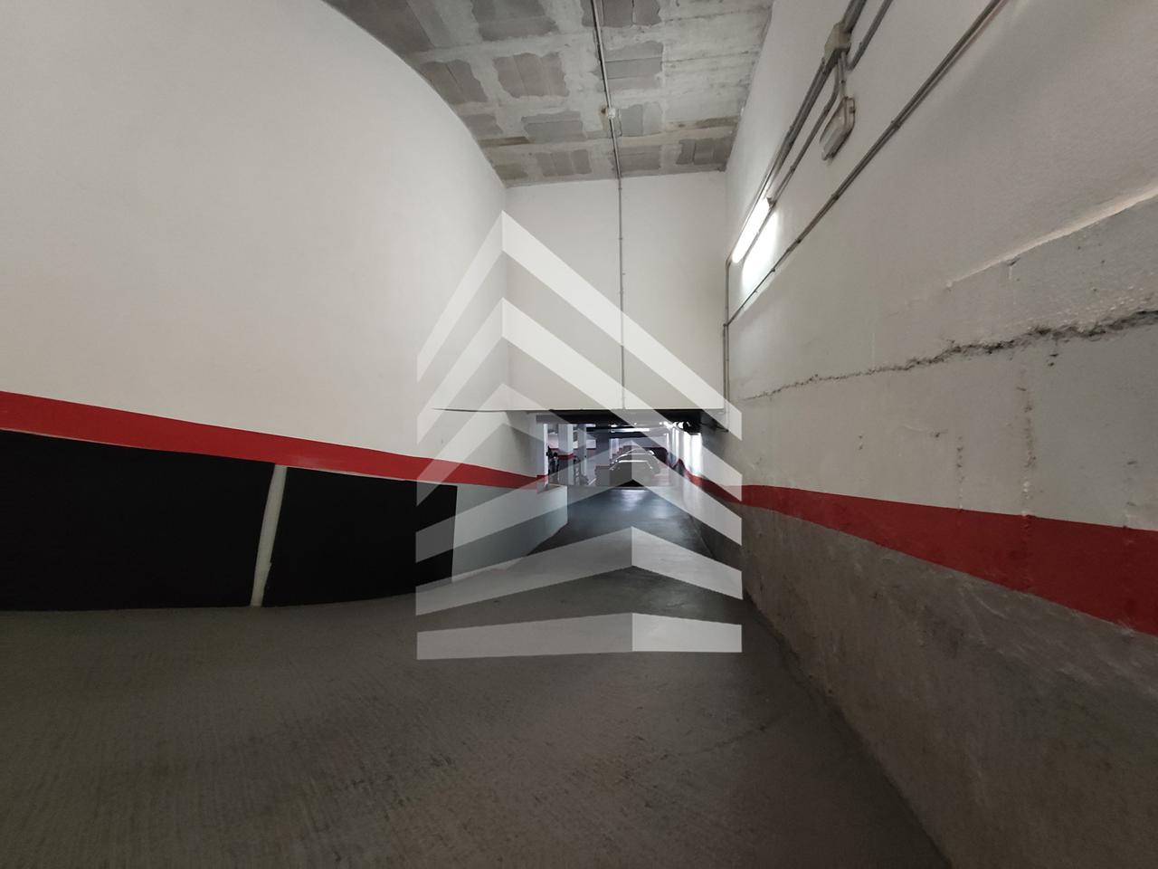 parking en barcelona · carrer-d'entenca-08029 130€