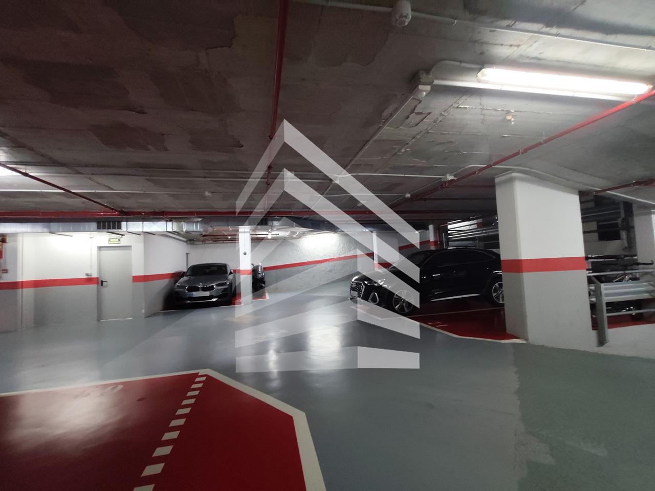 parking en barcelona · carrer-d'entenca-08029 130€