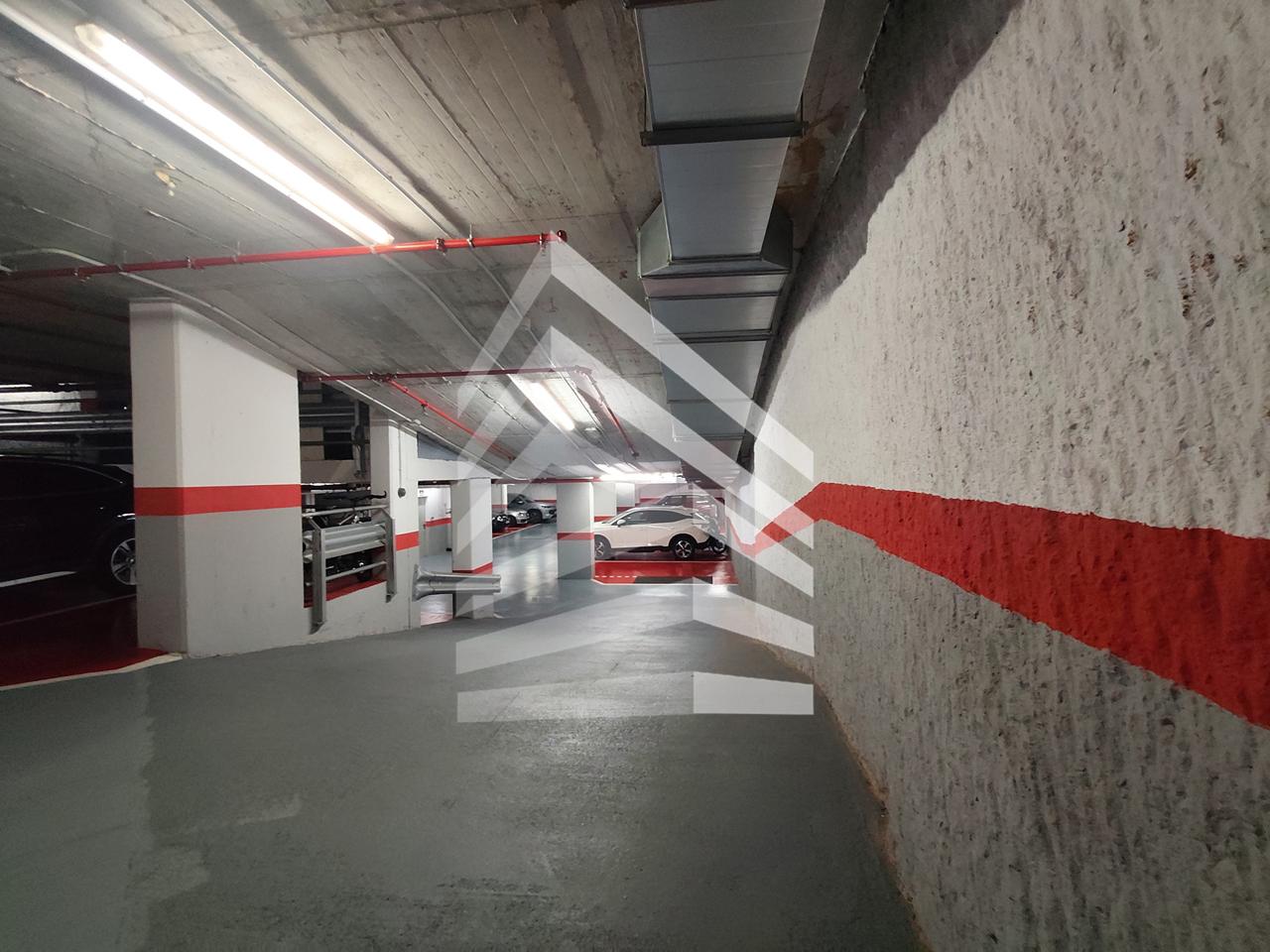 parking en barcelona · carrer-d'entenca-08029 130€