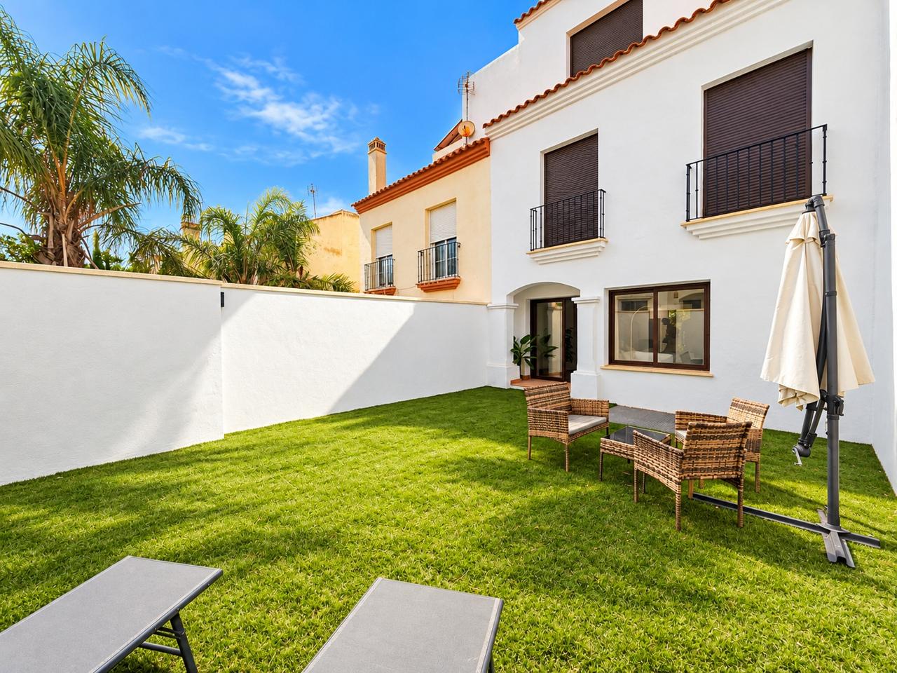 House in La Duquesa - view 1
