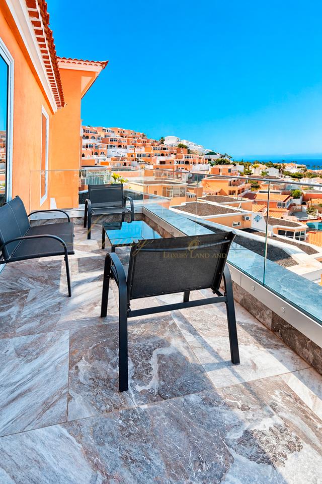 Casa / chalet en Calle Paises Bajos, Costa Adeje, Santa Cruz de Tenerife de 112 m2