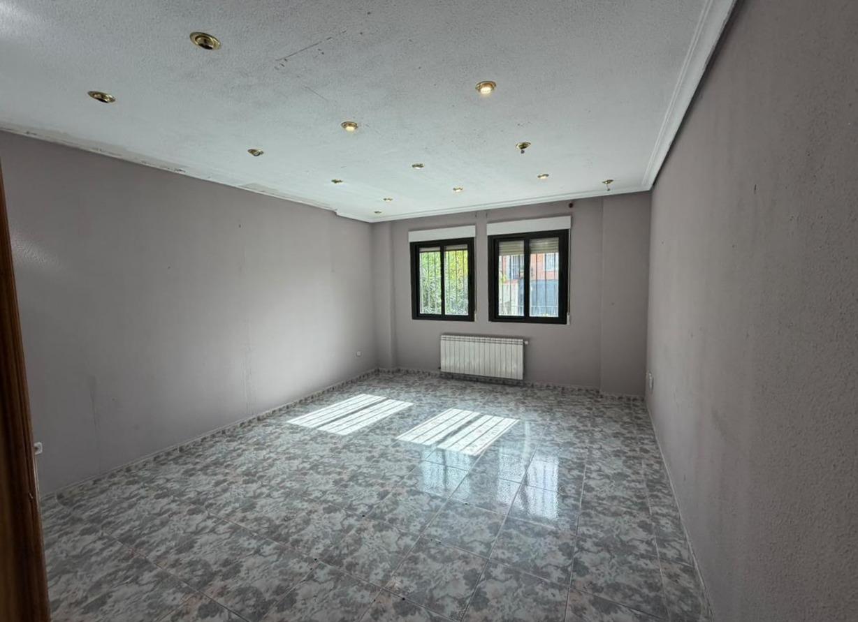 Piso en Calle Velazquez,9, Torrejón de la Calzada, Madrid de 115 m2