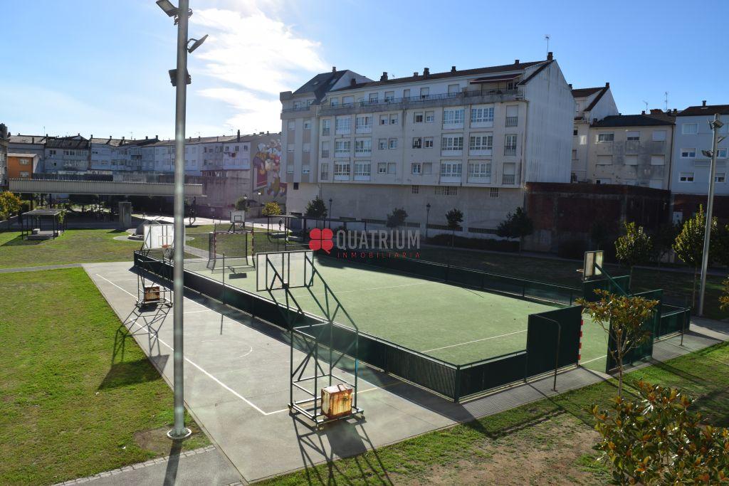 Piso en Rúa de Xosé M. López Ardeiro, Negreira, A Coruña de 77 m2