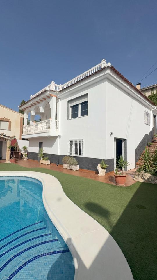 Casa / chalet en Calle Miró, Loja, Granada de 506 m2