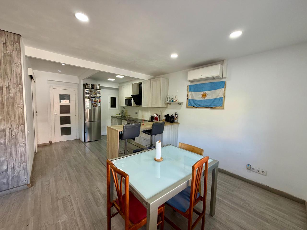 piso en barcelona · carrer-de-pablo-iglesias-08016 280000€