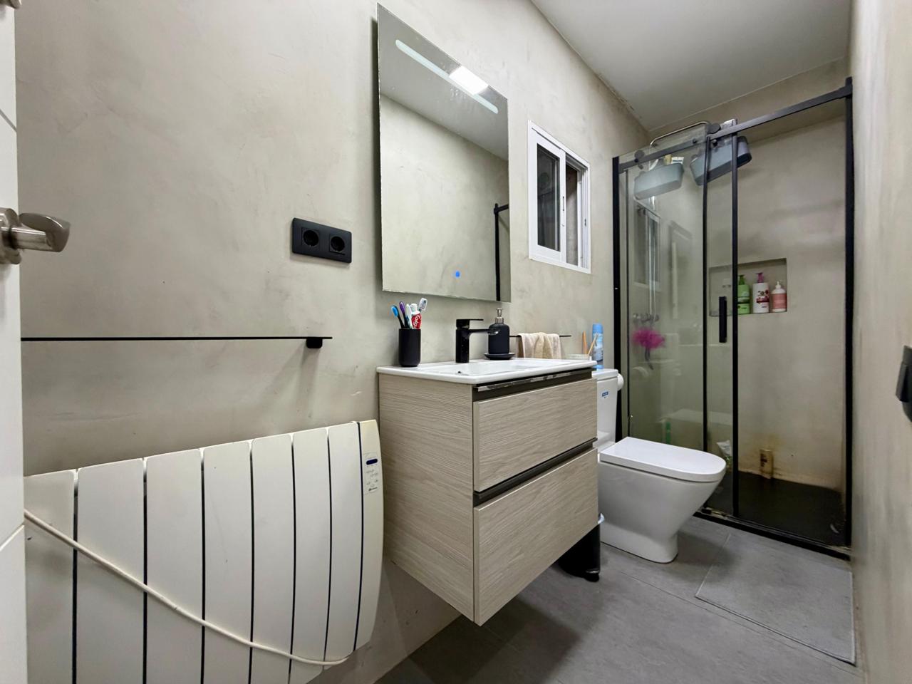 piso en barcelona · carrer-de-pablo-iglesias-08016 280000€