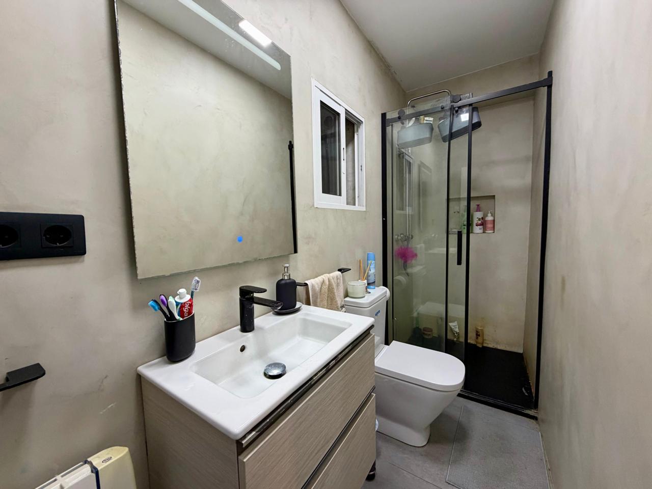 piso en barcelona · carrer-de-pablo-iglesias-08016 280000€