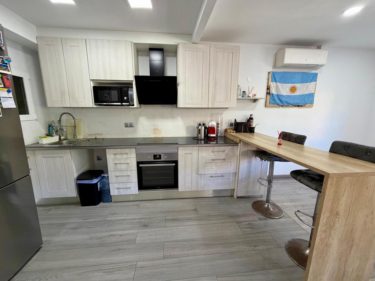 piso en barcelona · carrer-de-pablo-iglesias-08016 280000€