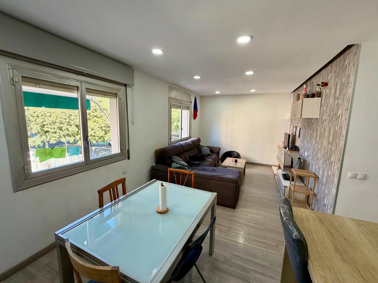 piso en barcelona · carrer-de-pablo-iglesias-08016 280000€