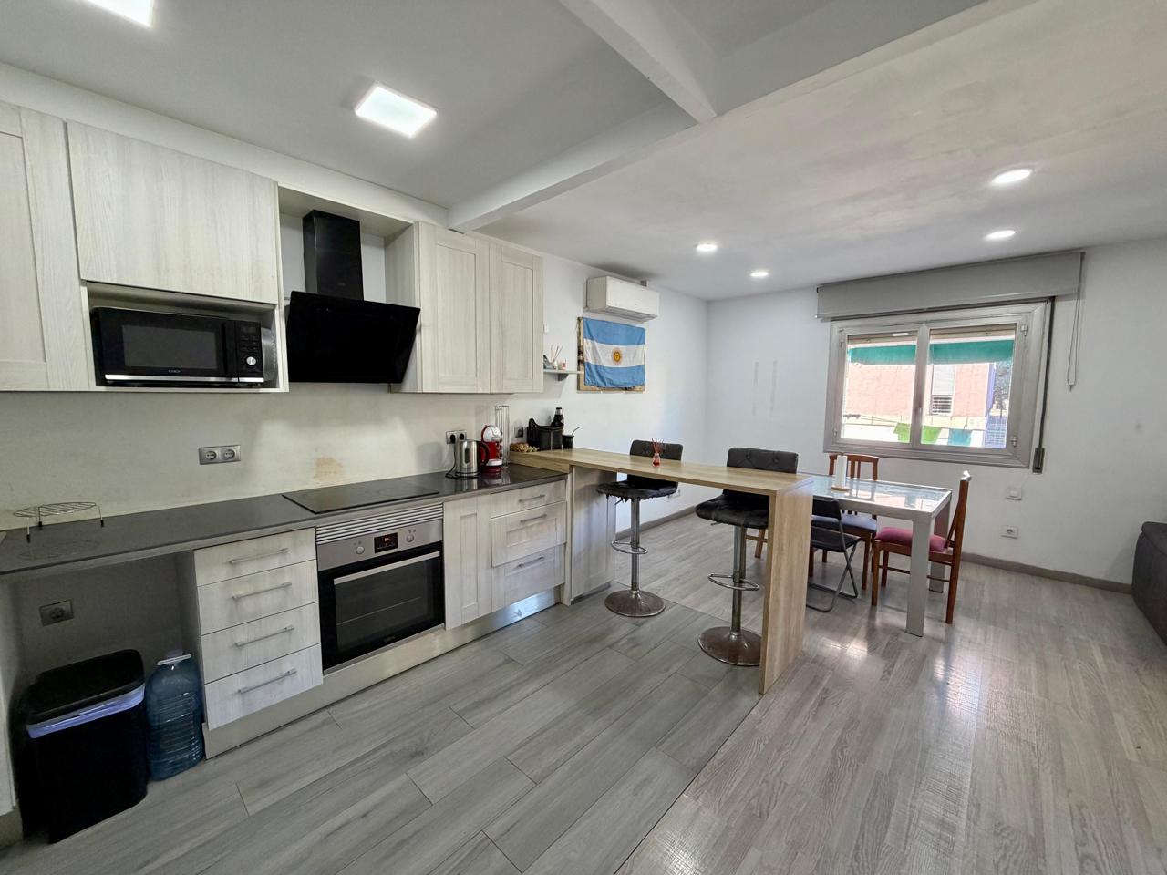 piso en barcelona · carrer-de-pablo-iglesias-08016 280000€