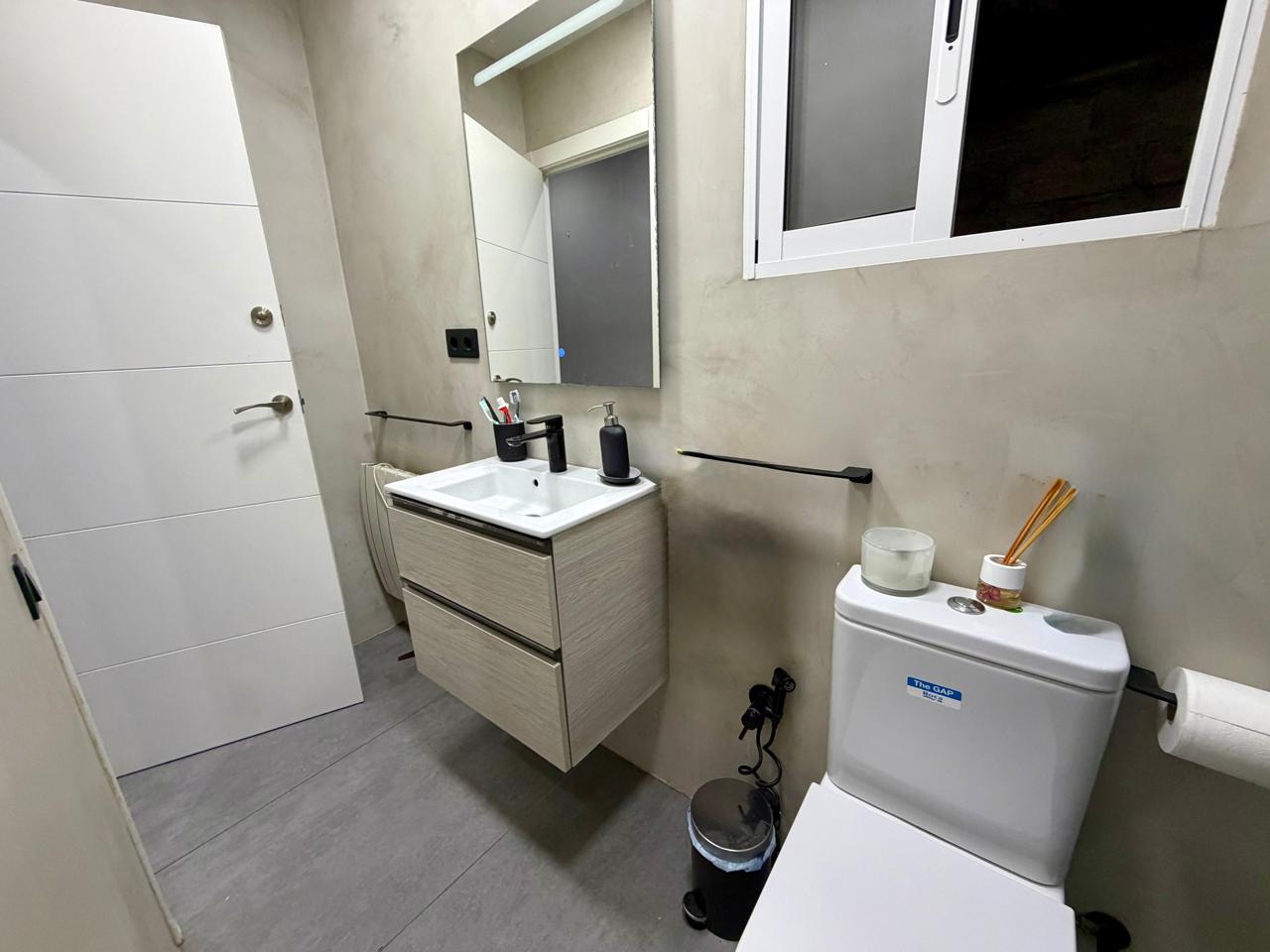 piso en barcelona · carrer-de-pablo-iglesias-08016 280000€