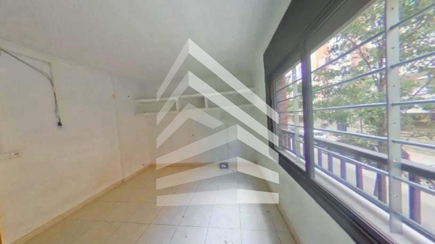pisos en barcelona · carrer-de-llinars-del-valles-08030 131675€