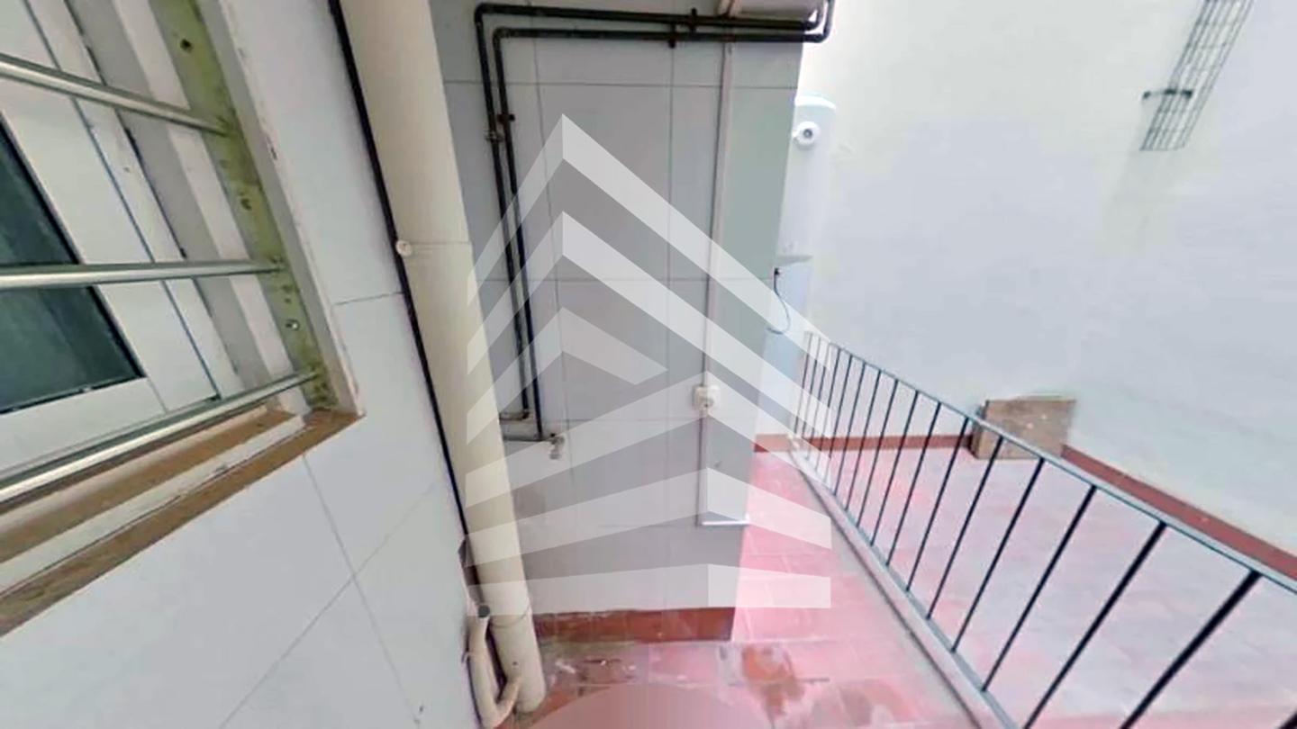 pisos en barcelona · carrer-de-llinars-del-valles-08030 131675€