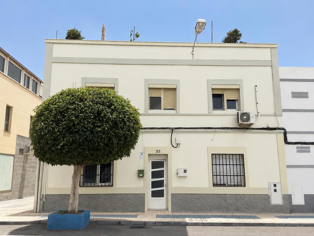 Casa / chalet en Calle del Conde de la Vega Grande 35, Castillo del Romeral, Las Palmas de 320 m2