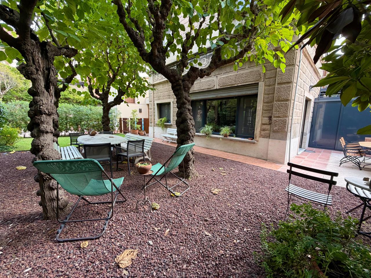 casa--chalet en montcada-i-reixac · montcada-centro 480000€