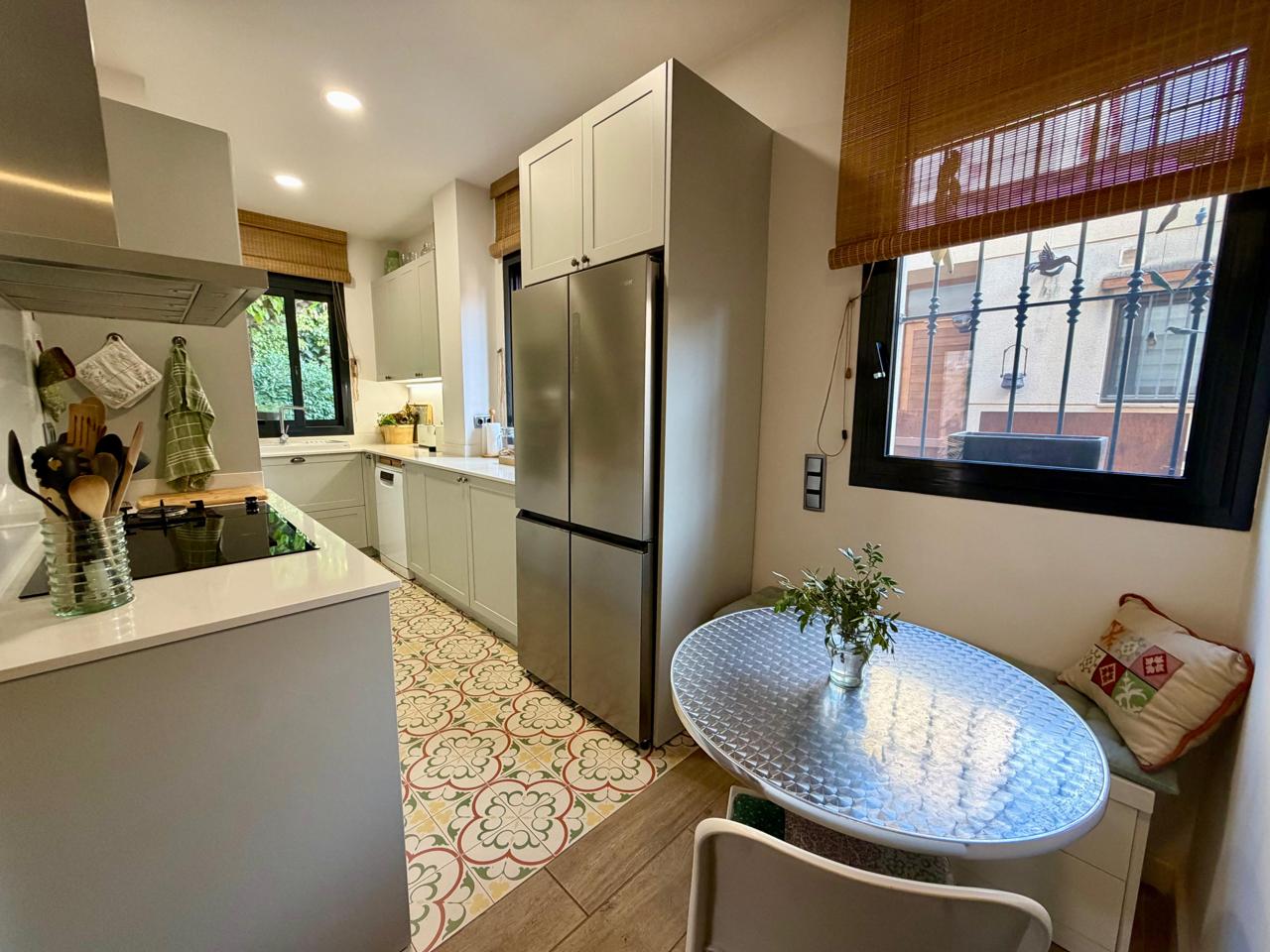 casa--chalet en montcada-i-reixac · montcada-centro 480000€