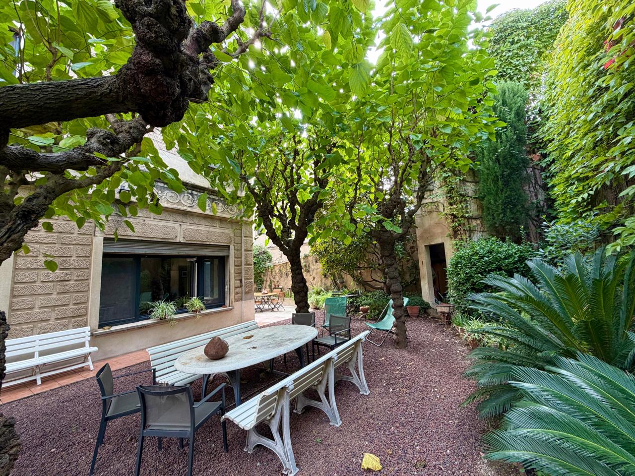 casa--chalet en montcada-i-reixac · montcada-centro 480000€