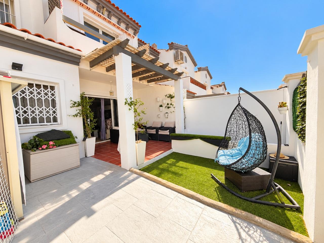 House in Manilva - view 1