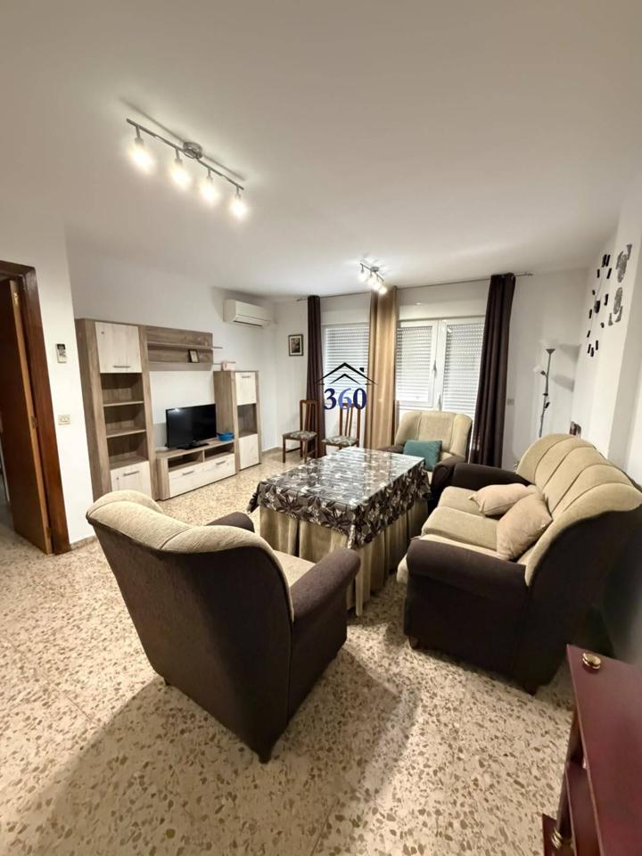 Piso en Calle Cuauhtémoc, Cáceres, Cáceres de 120 m2