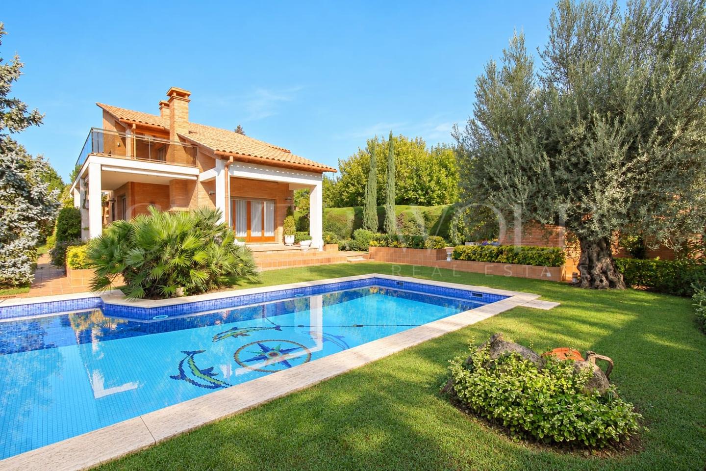 Casa / chalet en Carrer Montserrat, Santa Maria de Palautordera, Barcelona de 373 m2