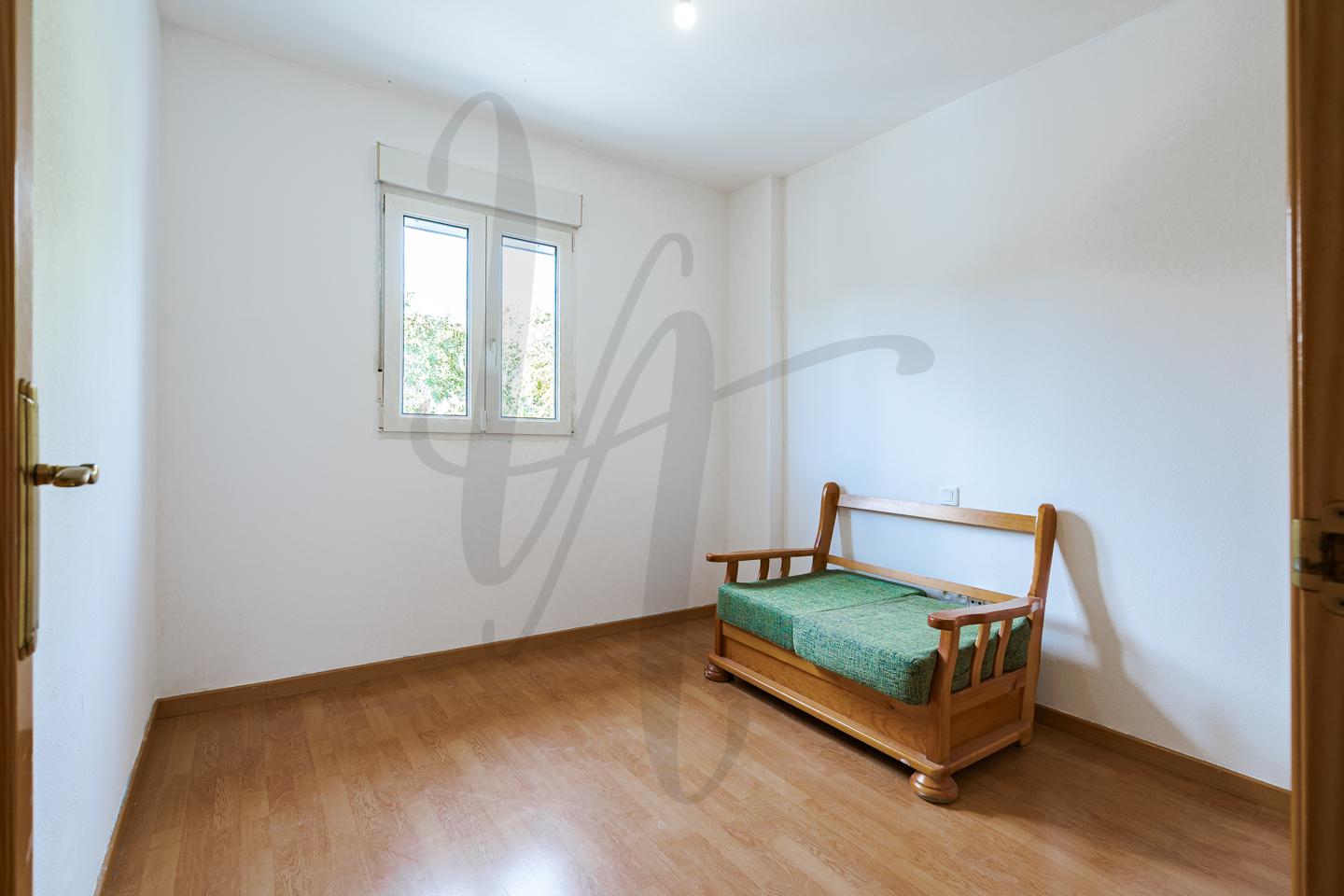 casa-adosada en torrelaguna · calle-avila-28180 249000€