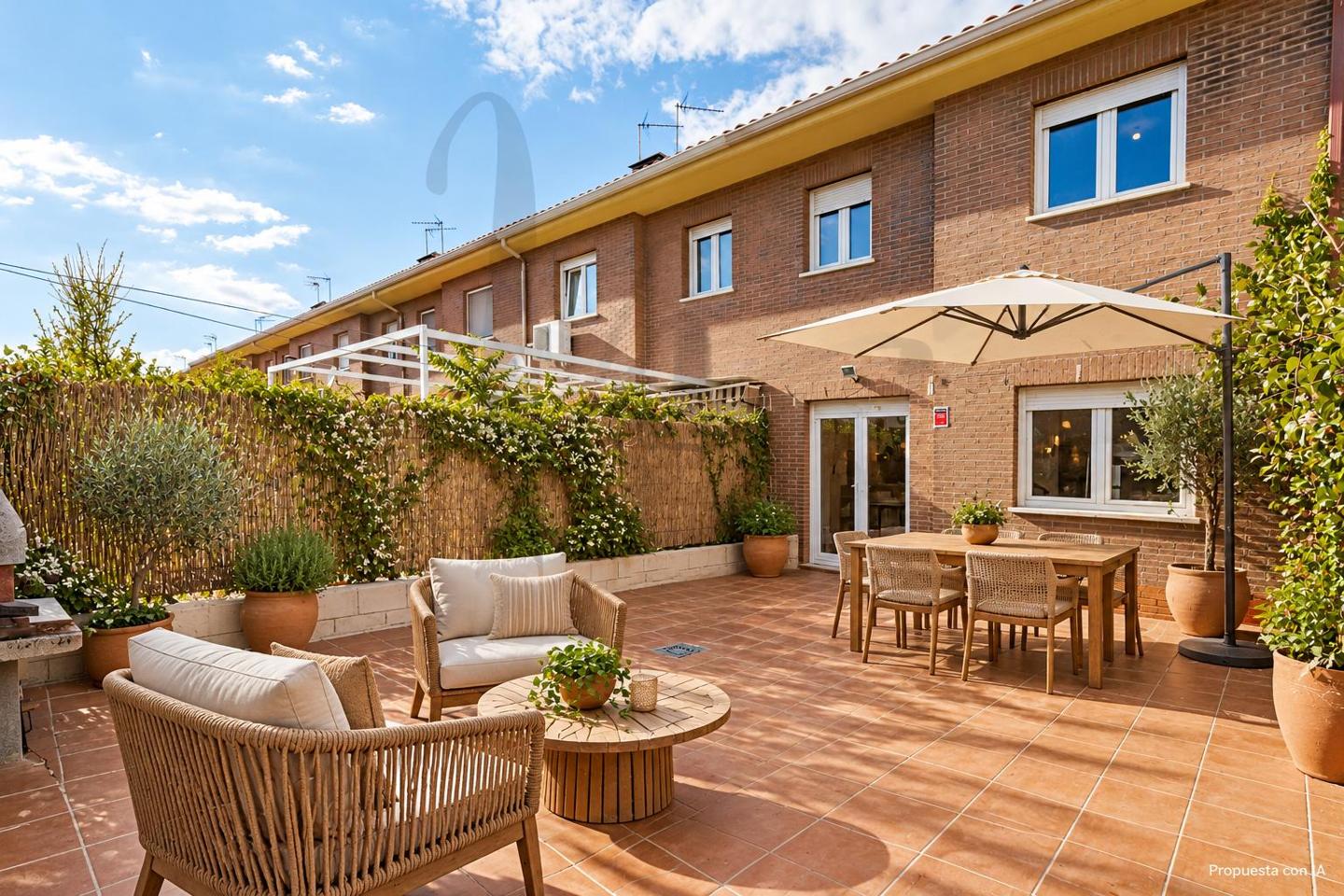 casa-adosada en torrelaguna · calle-avila-28180 249000€