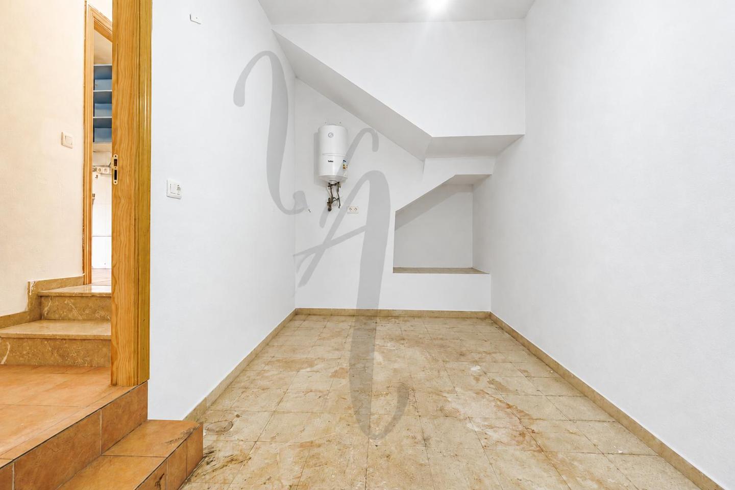 casa-adosada en torrelaguna · calle-avila-28180 249000€