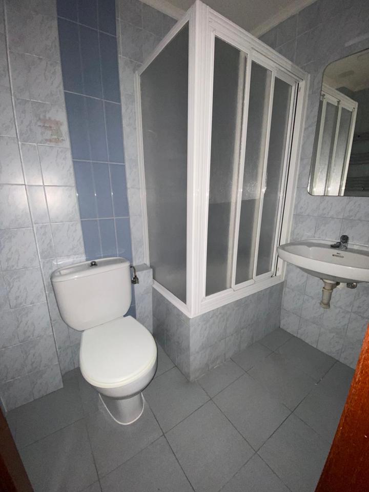piso en abadino · solaguren-kalea-48220 180000€