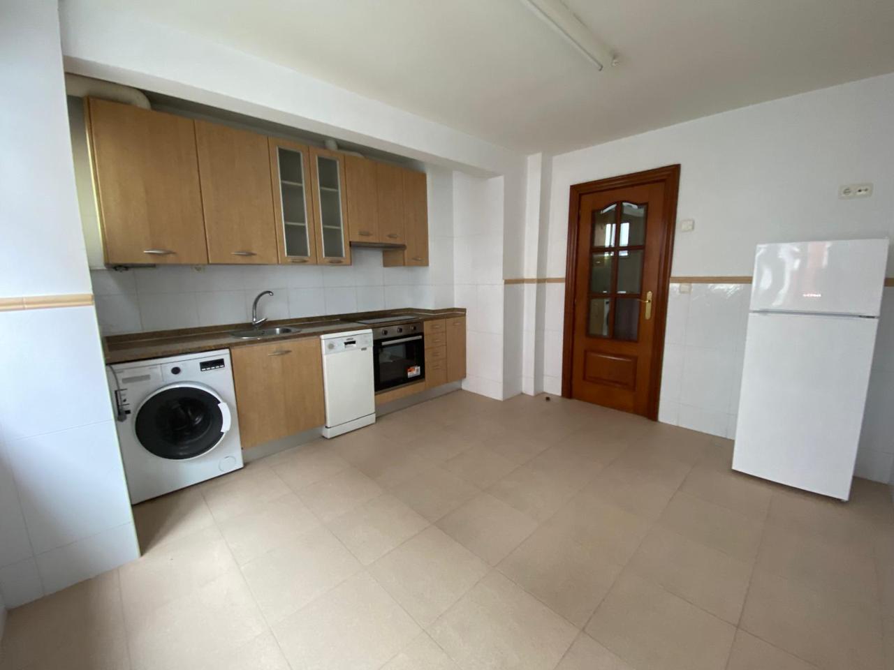 piso en abadino · solaguren-kalea-48220 180000€