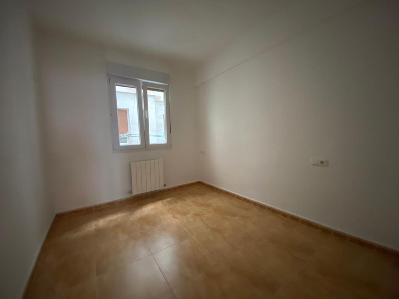 piso en abadino · solaguren-kalea-48220 180000€
