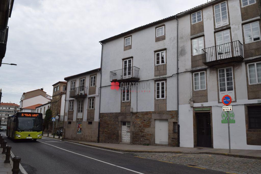 Casa / chalet en Tránsito dos Gramáticos, Santiago de Compostela, A Coruña de 280 m2
