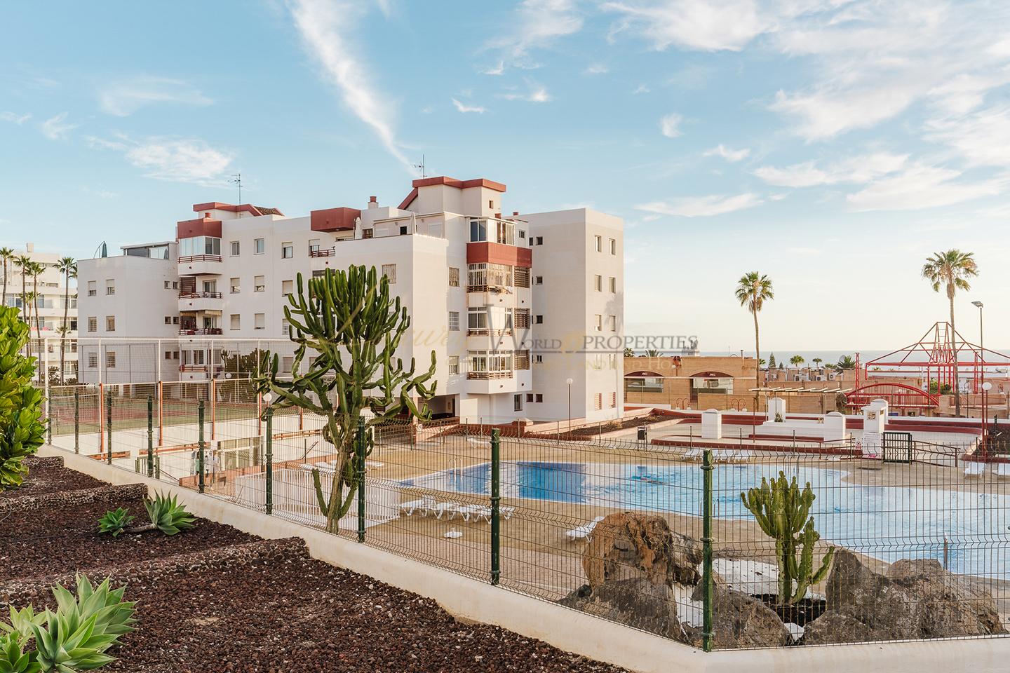 Piso en Avenida de los Pueblos, Costa Adeje, Santa Cruz de Tenerife de 72 m2