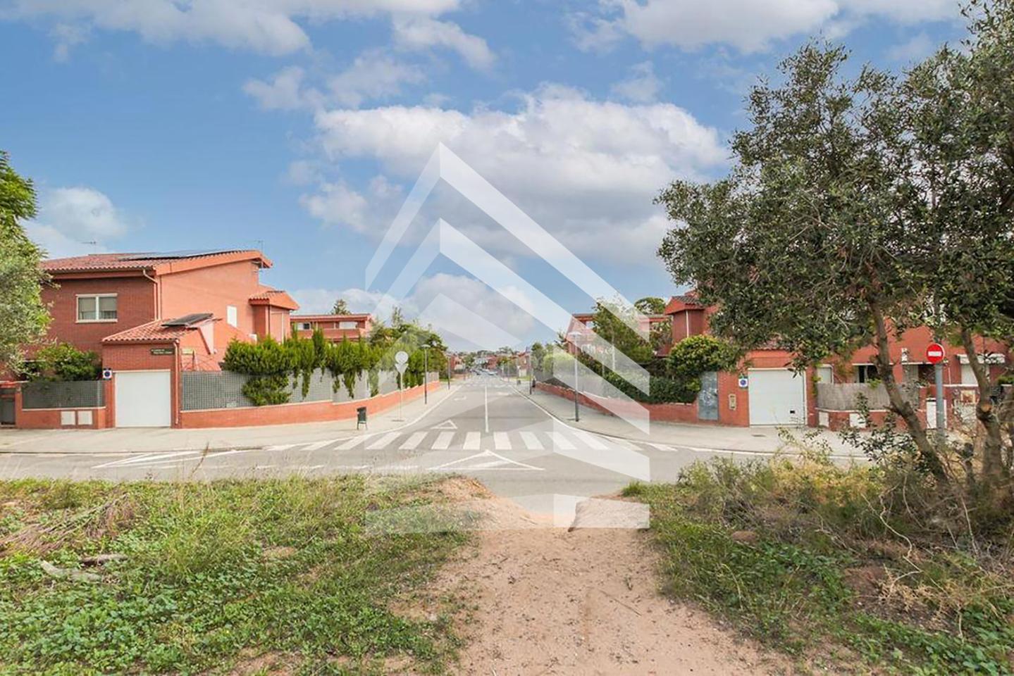 terrenos en reus · carrer-de-pere-rius-i-gatell-43205 1590000€
