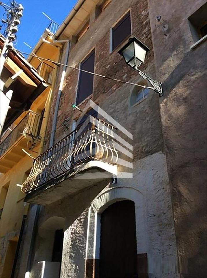 villas en la-pobla-de-lillet · carrer-del-regatell-08696 58900€