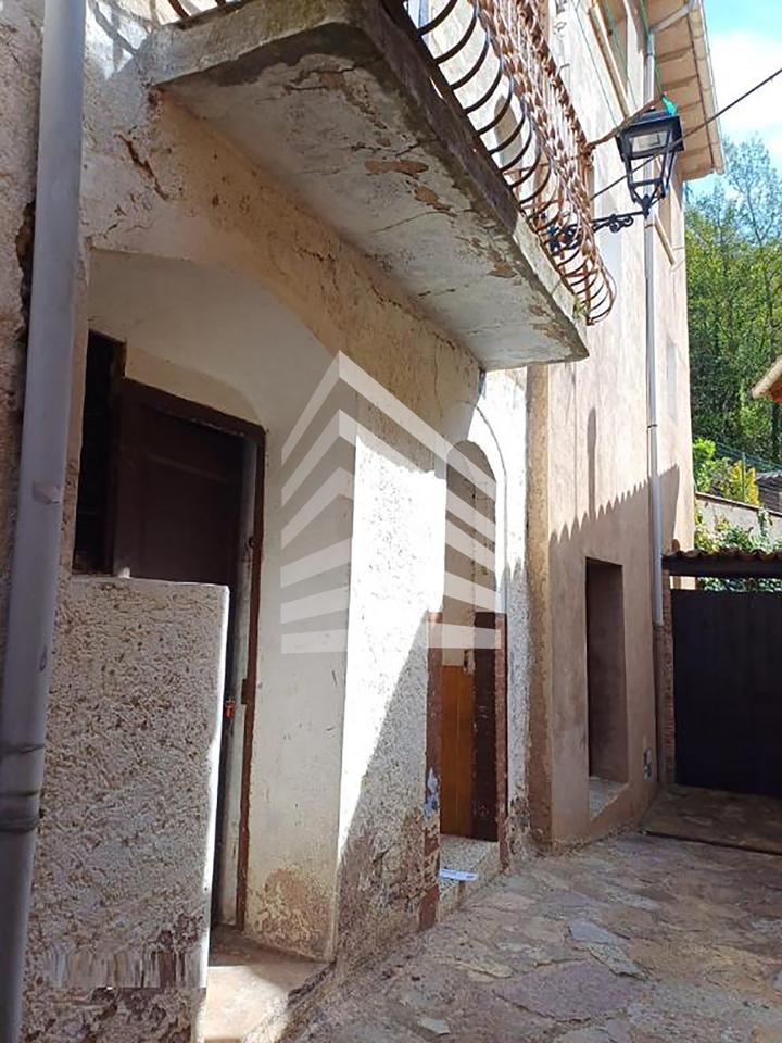 villas en la-pobla-de-lillet · carrer-del-regatell-08696 58900€