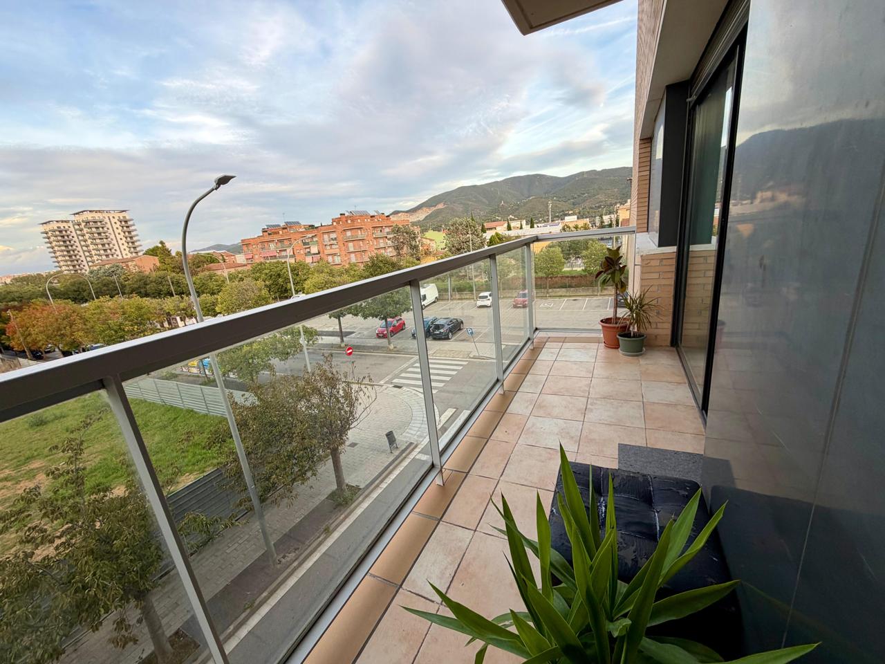 piso en montcada-i-reixac · mas-duran 290000€