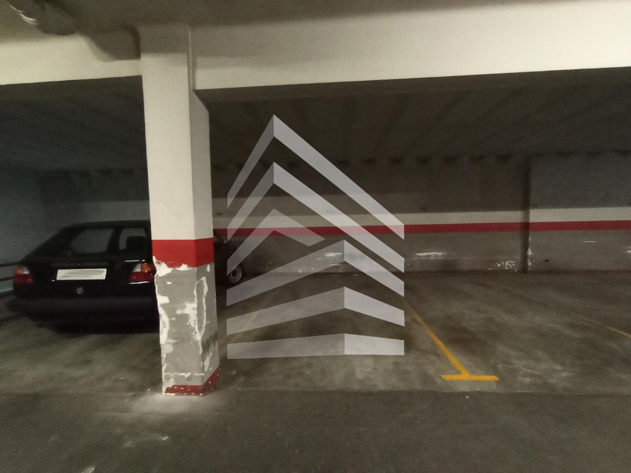 parking en barcelona · carrer-maria-barrientos-08028 16000€