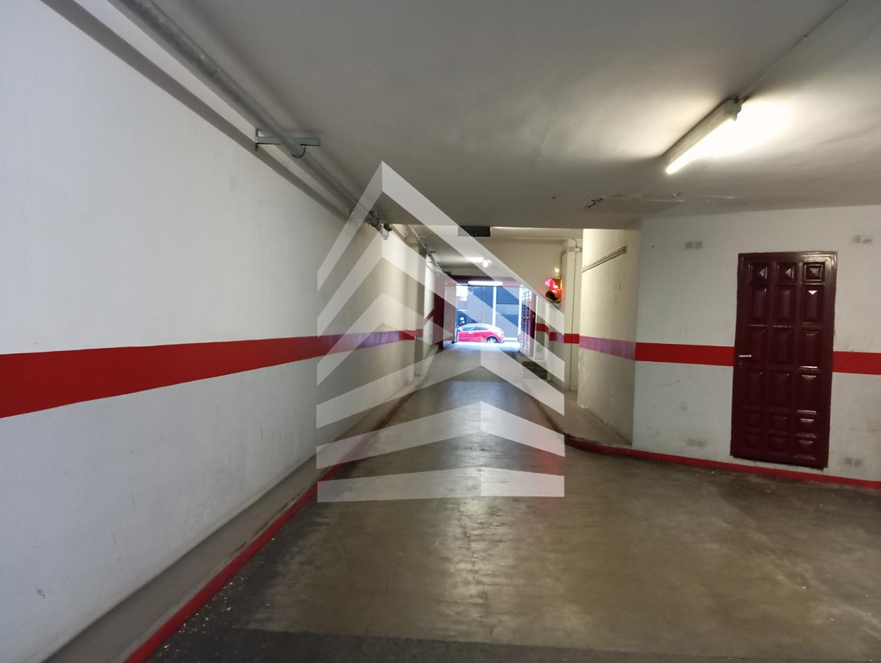 parking en barcelona · carrer-maria-barrientos-08028 16000€