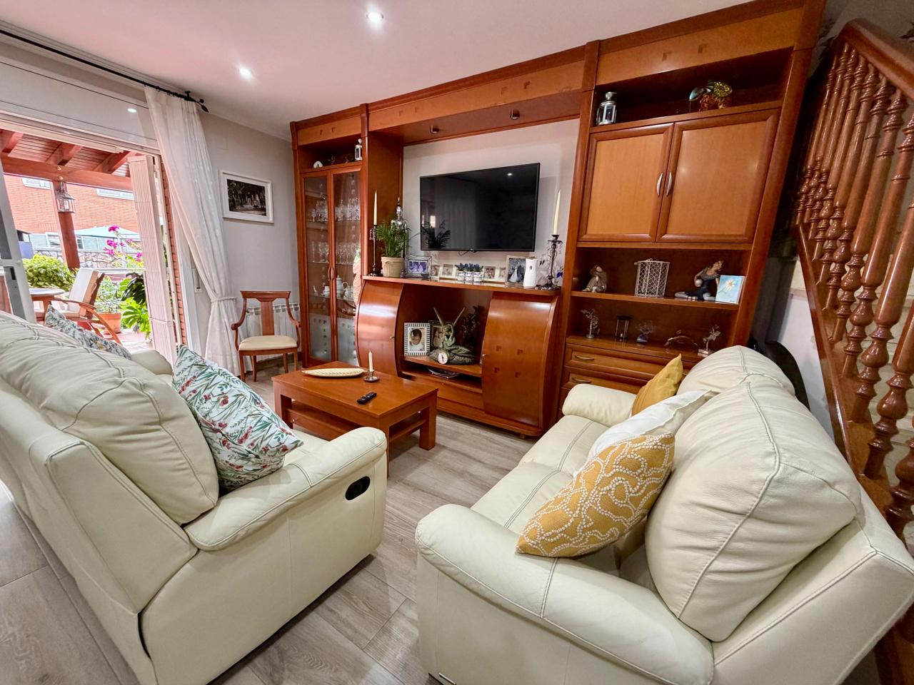 casa--chalet en montcada-i-reixac · pla-d'en-coll 568000€