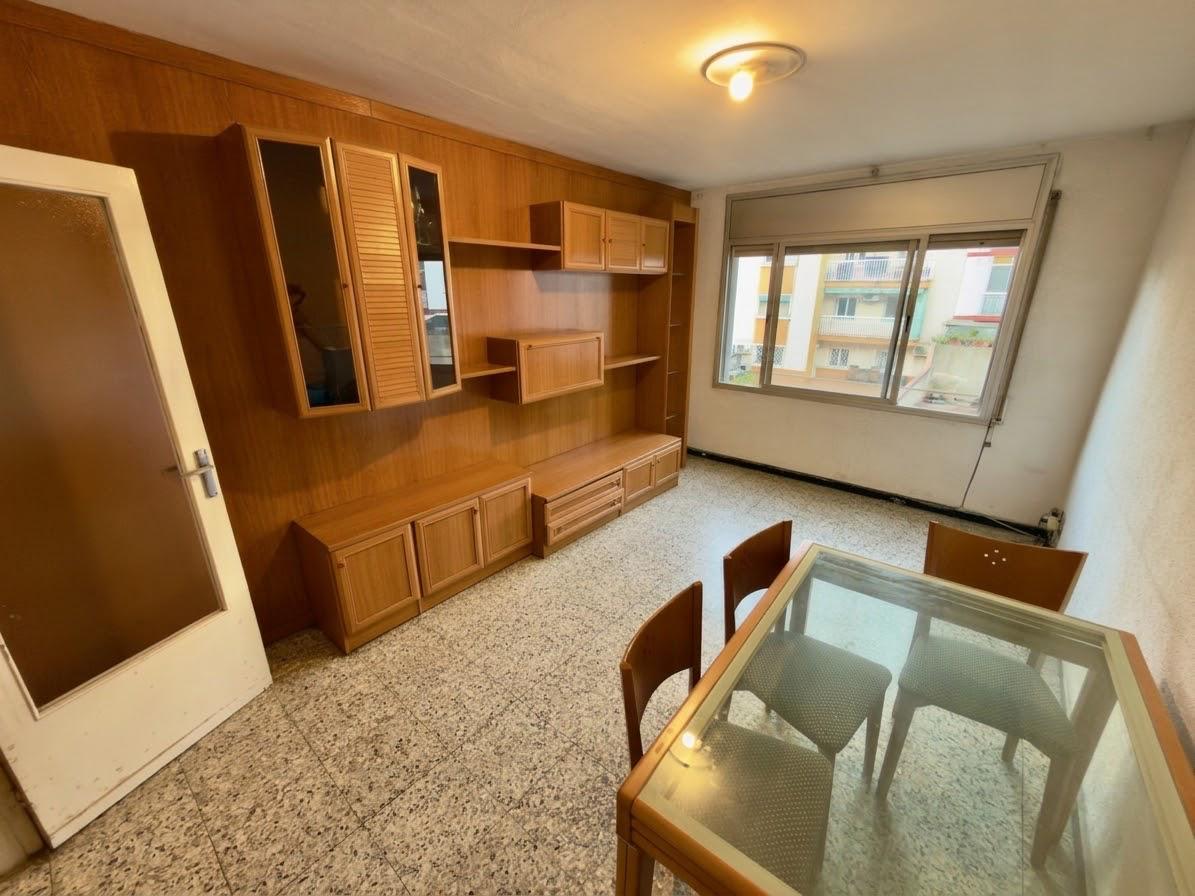 Piso en Ronda de Sant Ramon, Sant Boi de Llobregat, Barcelona de 78 m2